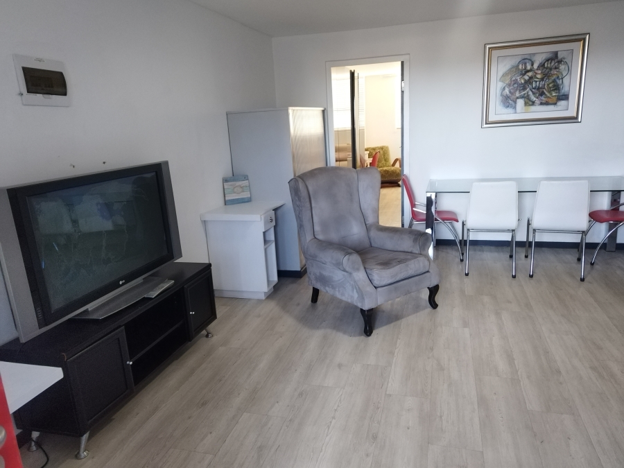 1 Bedroom Property for Sale in Villa Diamante Western Cape